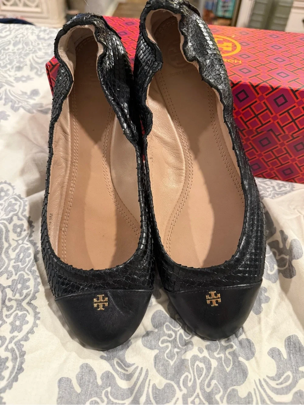 Tory Burch Black Leather Ballet Flats with Gold Logo